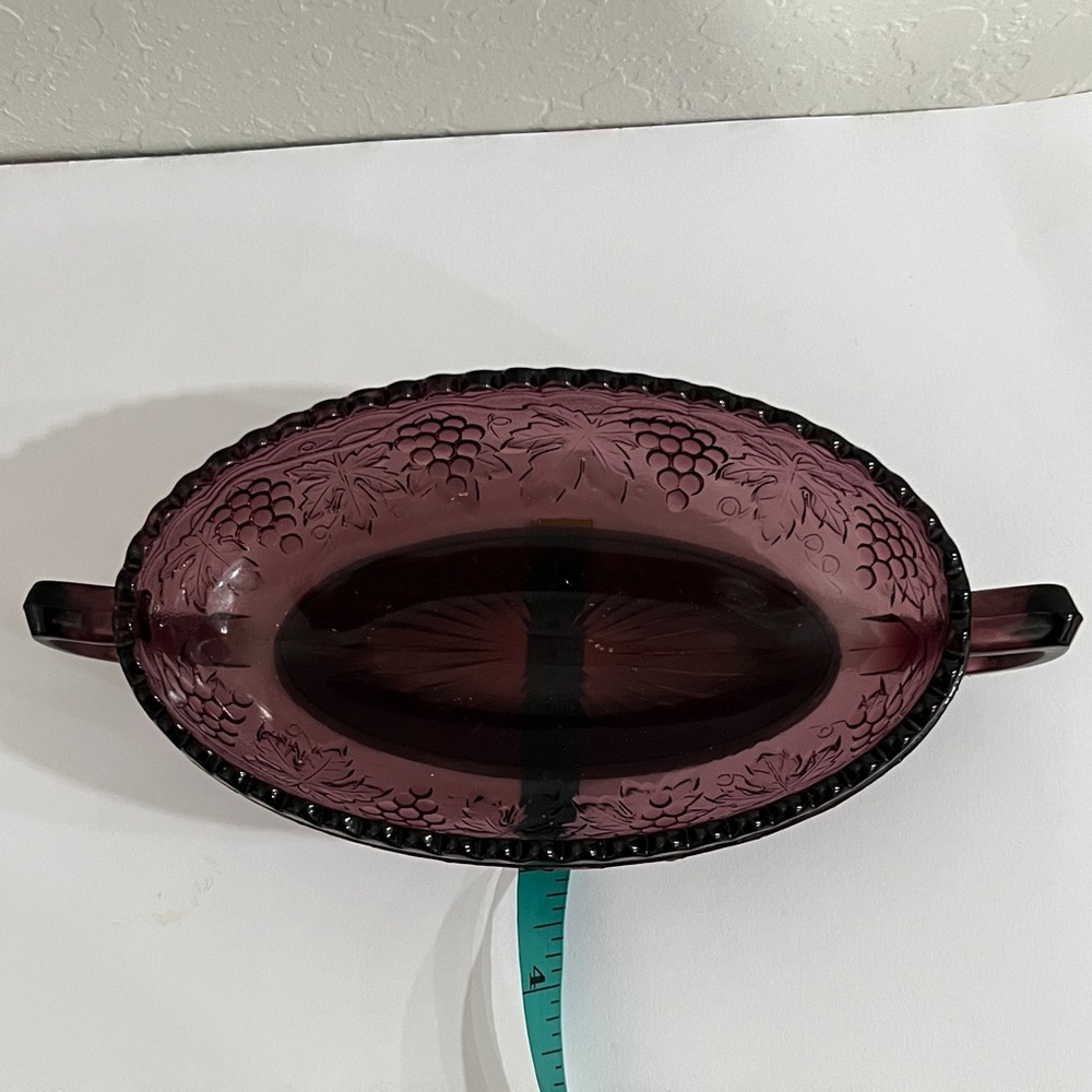 Imperial Glass Rare Amethyst Grapes and Leaves Scalloped Handled Oval Dish - Picture 8 of 8